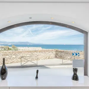 4 Personnes Vue Remparts , Antibes France
